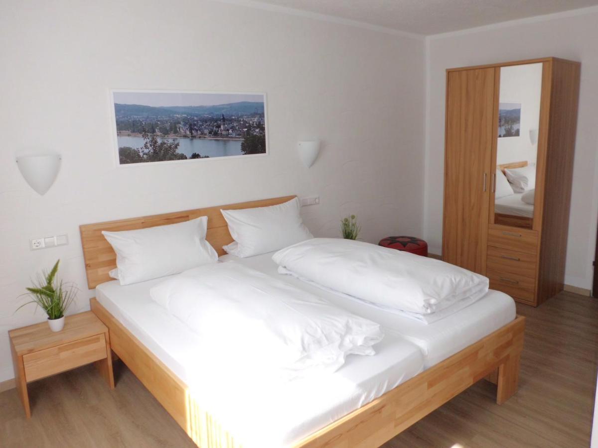 Hotel Restaurant Zur Pfanne Urbar  외부 사진