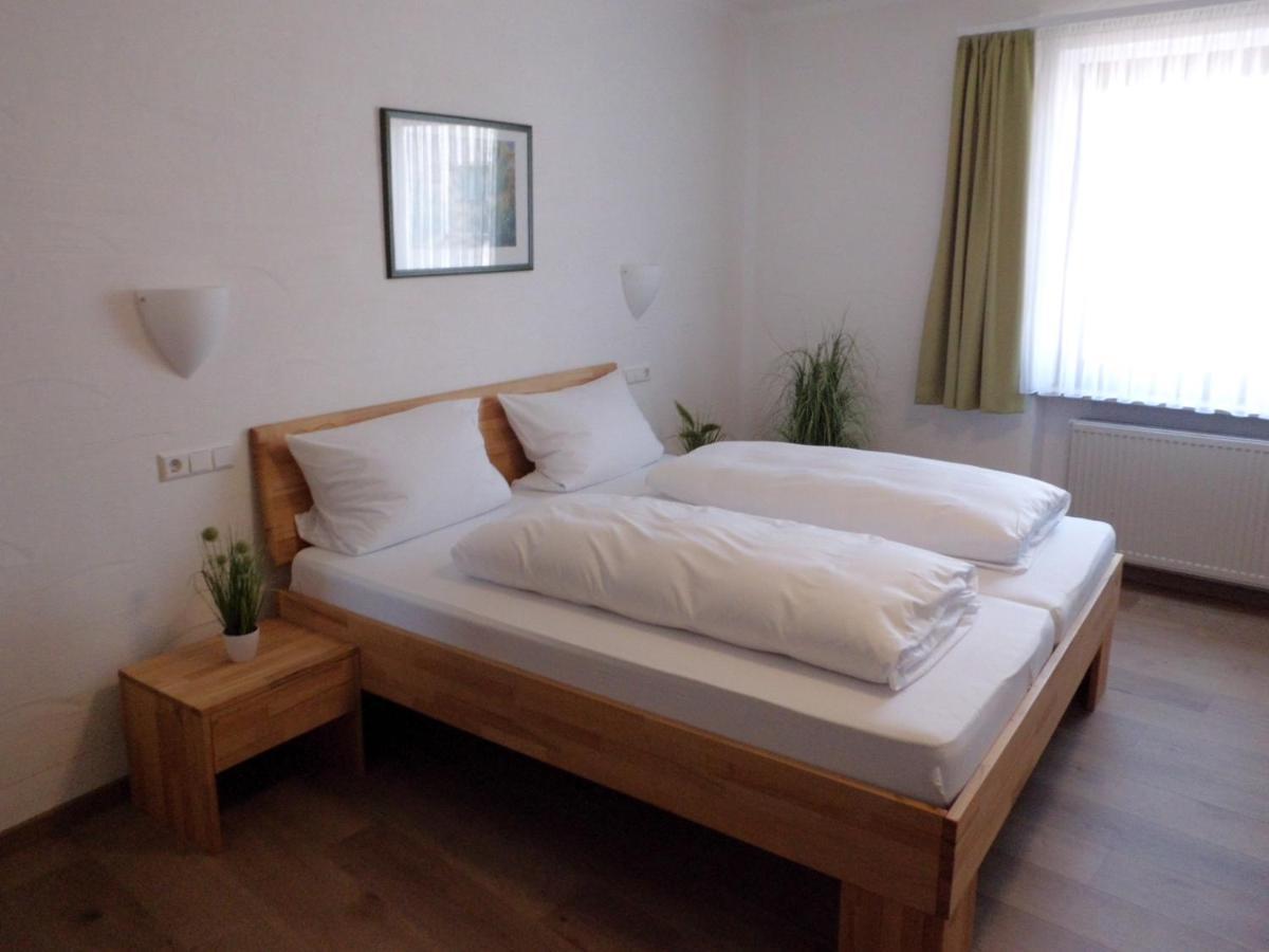 Hotel Restaurant Zur Pfanne Urbar  외부 사진