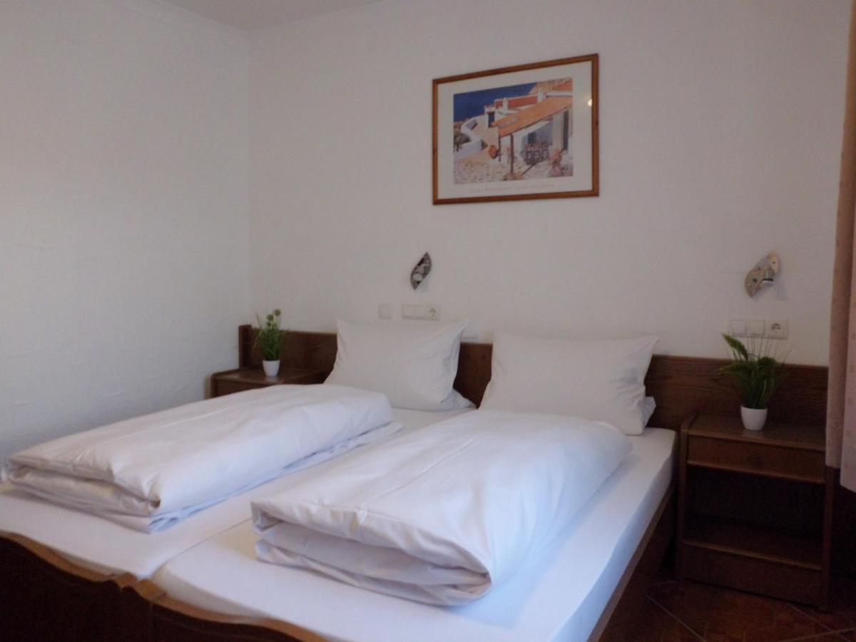 Hotel Restaurant Zur Pfanne Urbar  외부 사진