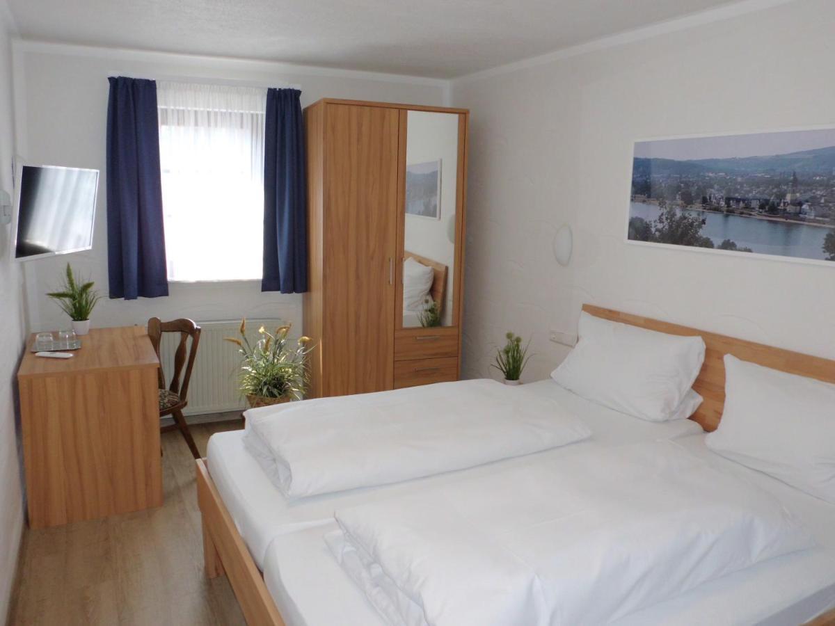 Hotel Restaurant Zur Pfanne Urbar  외부 사진